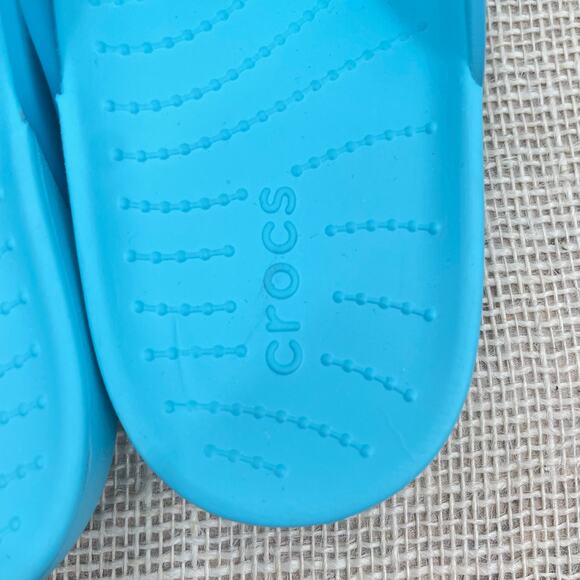 Crocs Splash‎ Glossy Fun Flip Flops, Aqua Blue, Ladies 9, NWOT - Picture 4 of 6
